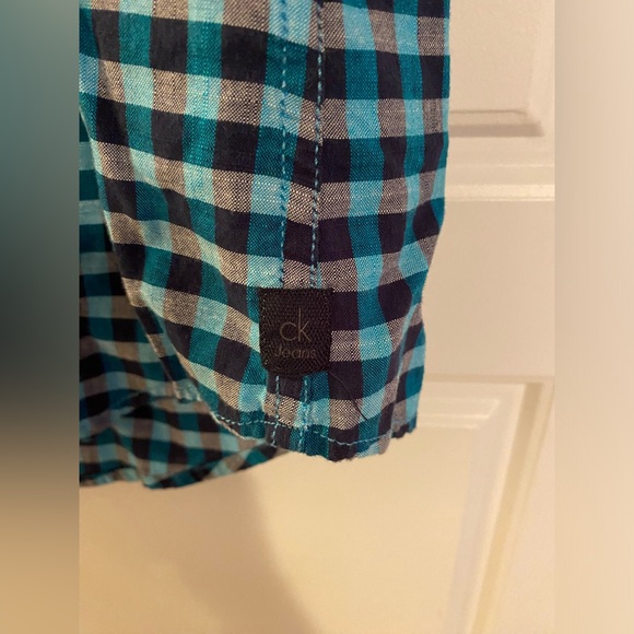 Calvin Klein Jeans XL button up shirt - Picture 4 of 8